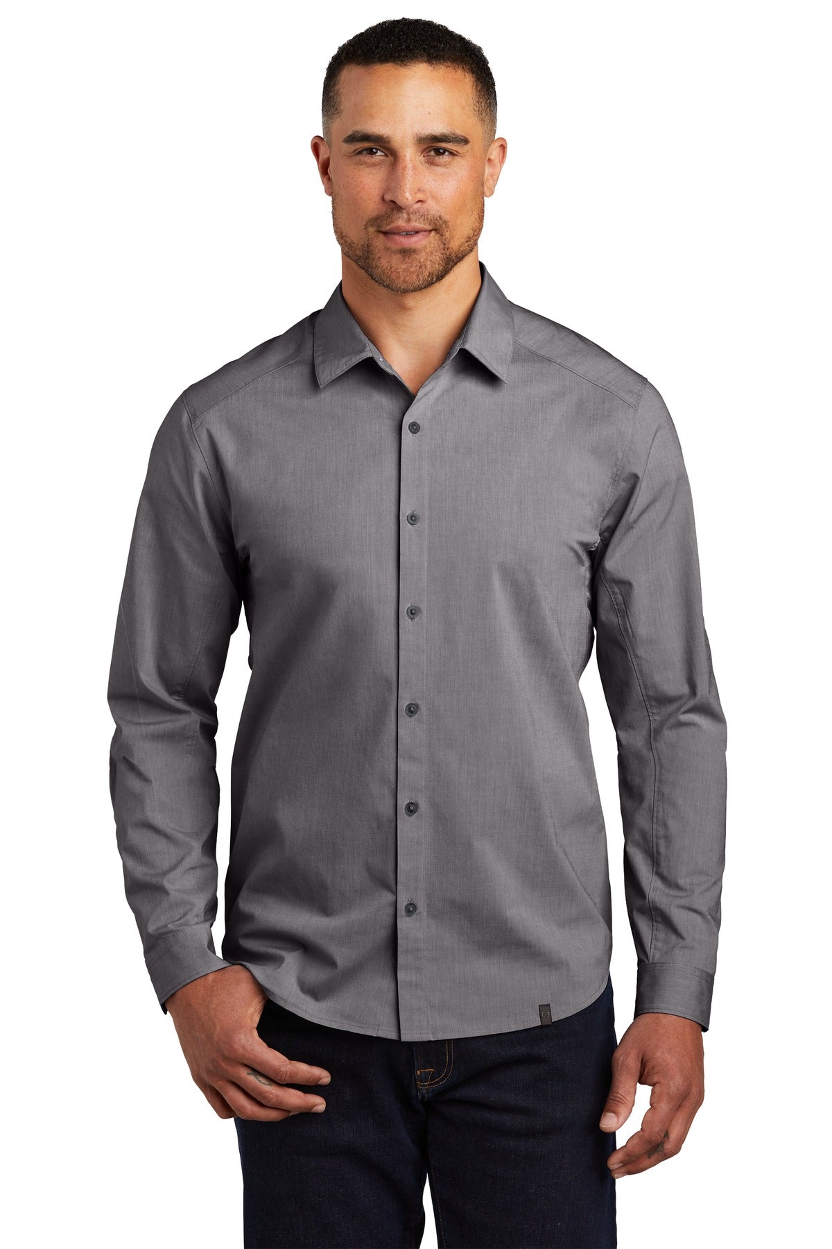 OGIO UNTUCK Commuter Woven Shirt. OG1002