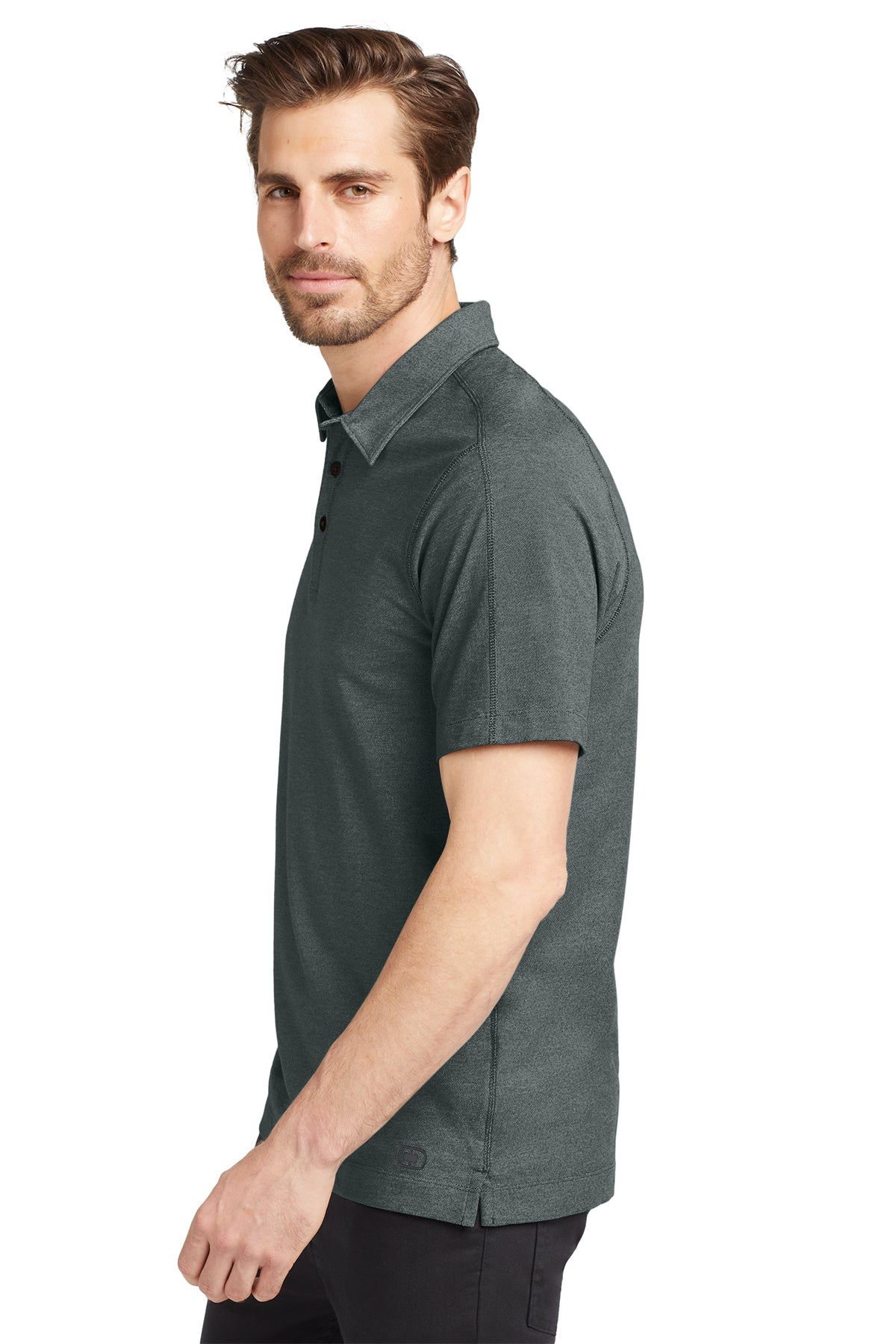 OGIO UNTUCK Commuter Woven Shirt. OG1002